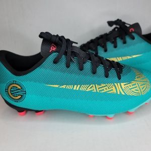 cristiano ronaldo youth cleats